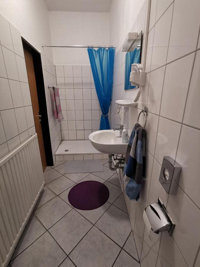 Hotel-Pension Zum Hirsch Hattersheim am Main Екстериор снимка