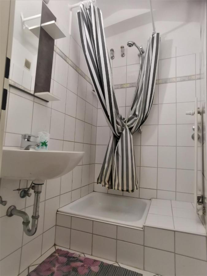 Hotel-Pension Zum Hirsch Hattersheim am Main Екстериор снимка